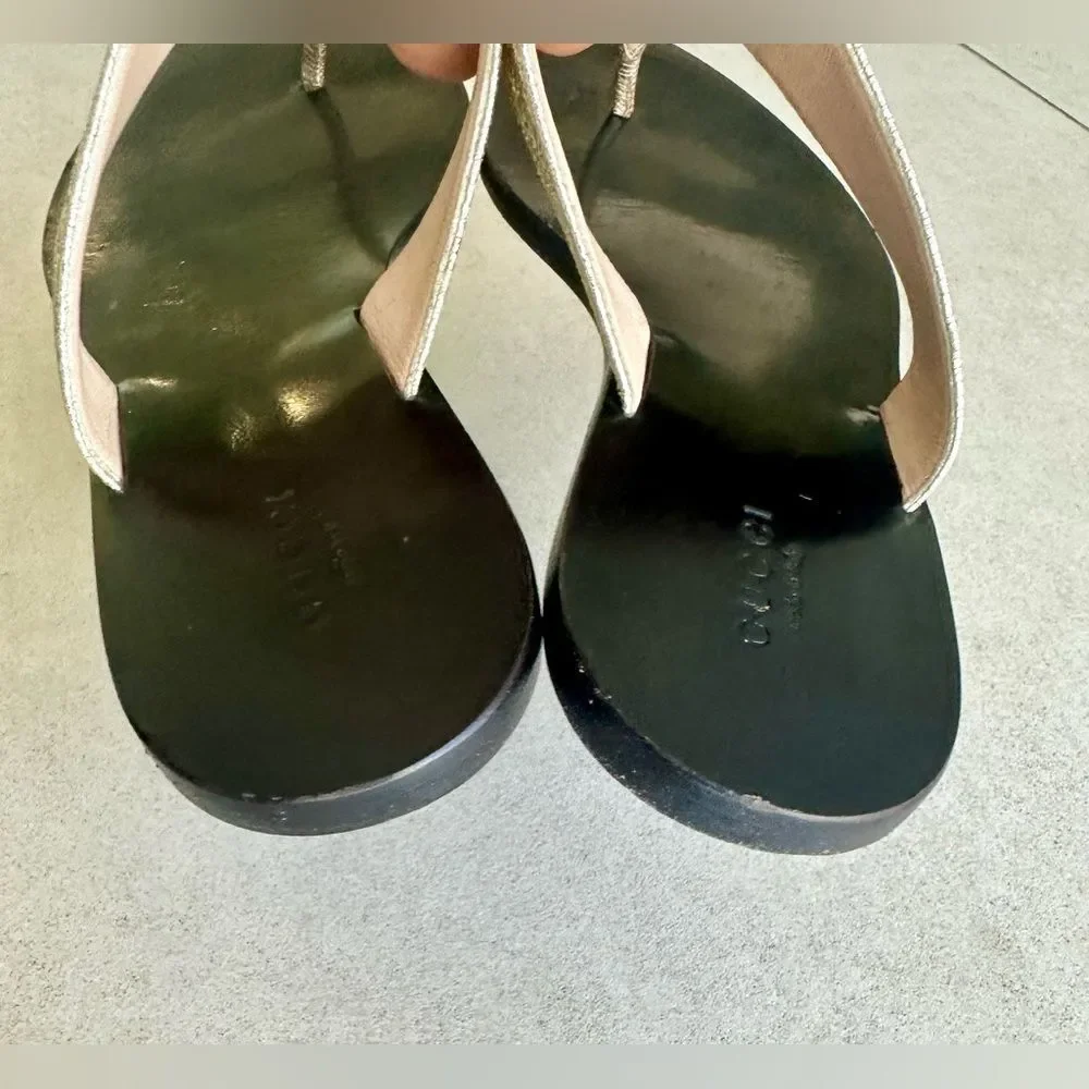 Gucci GG Marmont Sandals Metallic Gold Leather Thong Flats Flip Flops Size 37